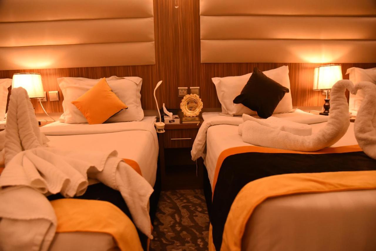Al-andalus Palace Golden Hotel